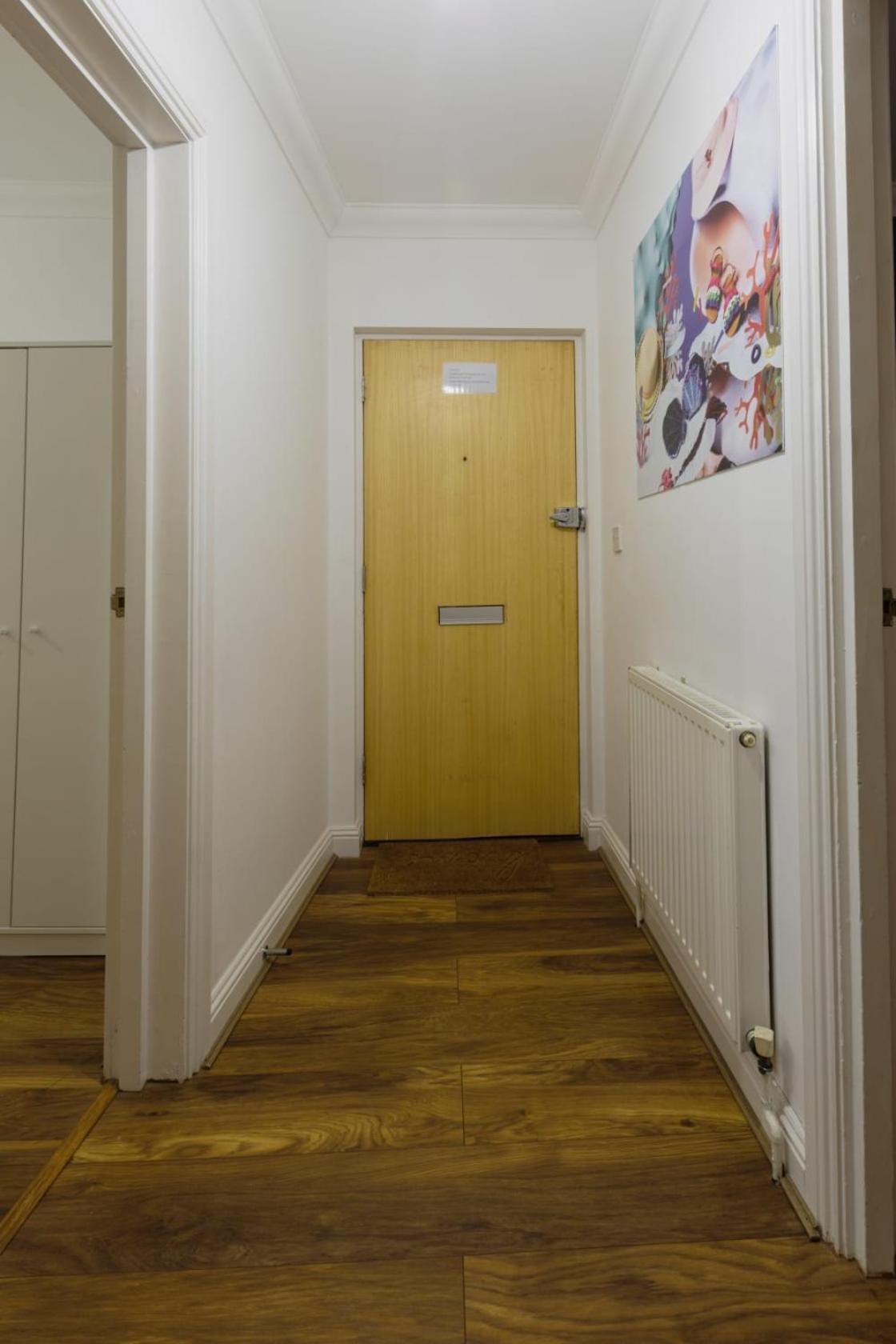 Ocean Waves Apartment Near Bournemouth Beach Экстерьер фото